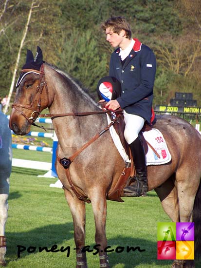 Laudanum du Terrier - ph. Pauline Bernuchon Laudanum du Terrier - ph. Pauline Bernuchon