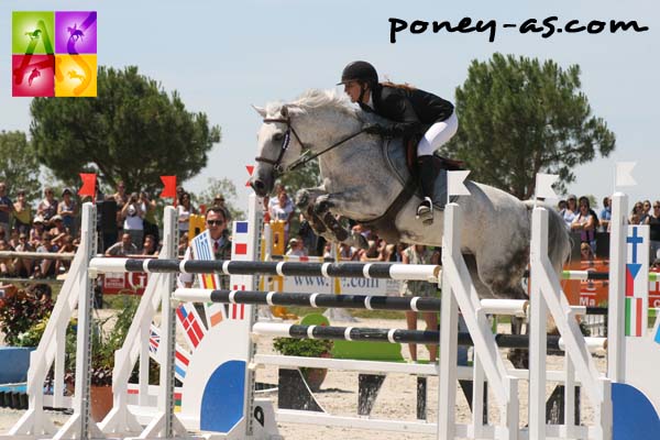 Eva Gazagnaire et Jazz Band de Mièges - ph. Anaïs Barbier Eva Gazagnaire et Jazz Band de Mièges - ph. Anaïs Barbier