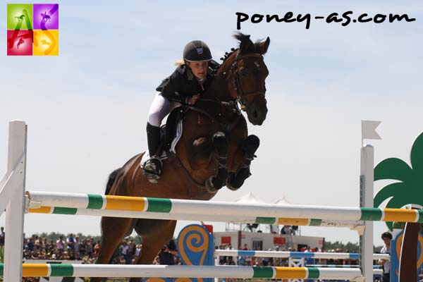 Florine Roussel et Politica de Florys - ph. Anaïs Barbier Florine Roussel et Politica de Florys - ph. Anaïs Barbier