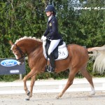 Dirla (Drp, par Djbouti) est sacrée championne des 4 ans sous la selle de la Belge Amandine Prevost - ph. Pauline Bernuchon