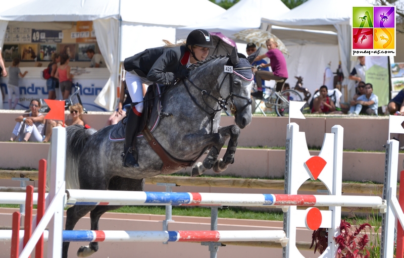 Marie et Quibel dans la finale Future Elite 7 ans en 2011 - ph. Pauline Bernuchon