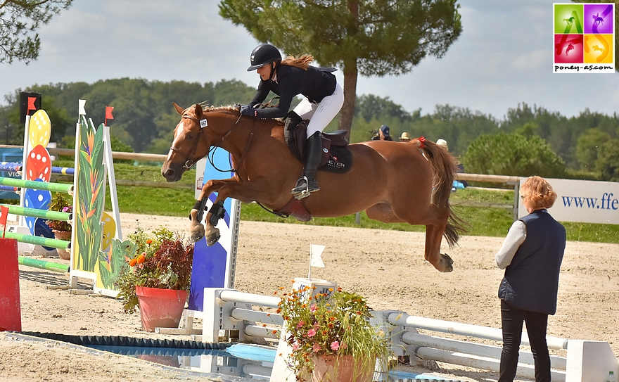 Elite - Blondie de Nyoiseau et Marion Bondon - ph. Pauline Bernuchon