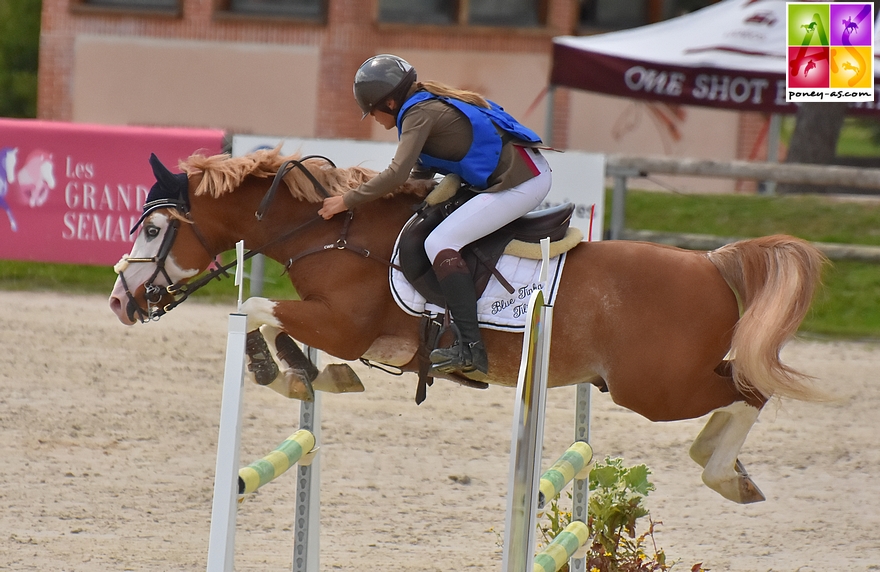 Excellent - Blue Tinka Tilia Kerveyer et Lilou Segura- ph. Pauline Bernuchon