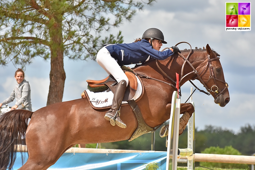 6e, Armene du Costilg et Sixtine Morvillers - ph. Pauline Bernuchon