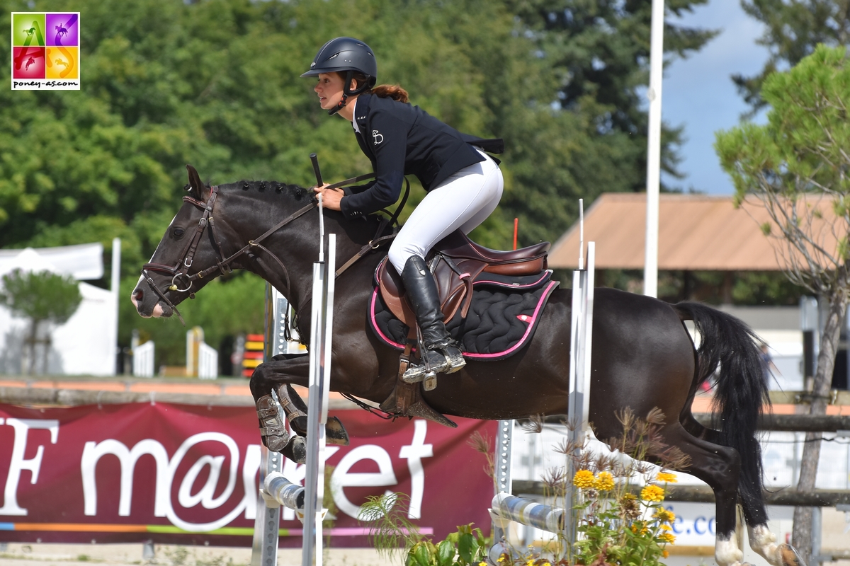 Elite - Bo'Desir de Belair et Anaïs Neveu - ph. Camille Kirmann