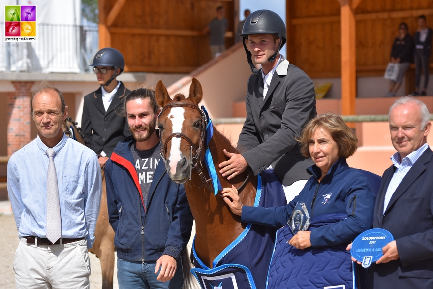 Elite - Dinaro de Lavault et Simon Robichon - ph. Camille Kirmann