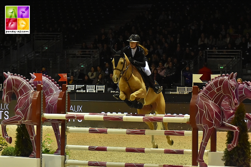 Louise Desmaizieres et Sweety Vertefeuille - ph. Pauline Bernuchon