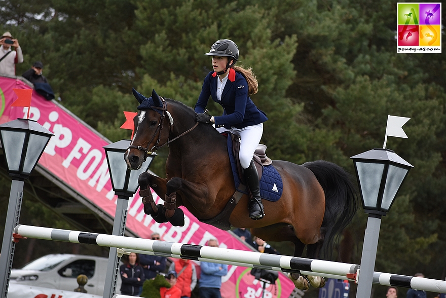 Louise Desmaizières et Valma de Fougnard - ph. Pauline Bernuchon