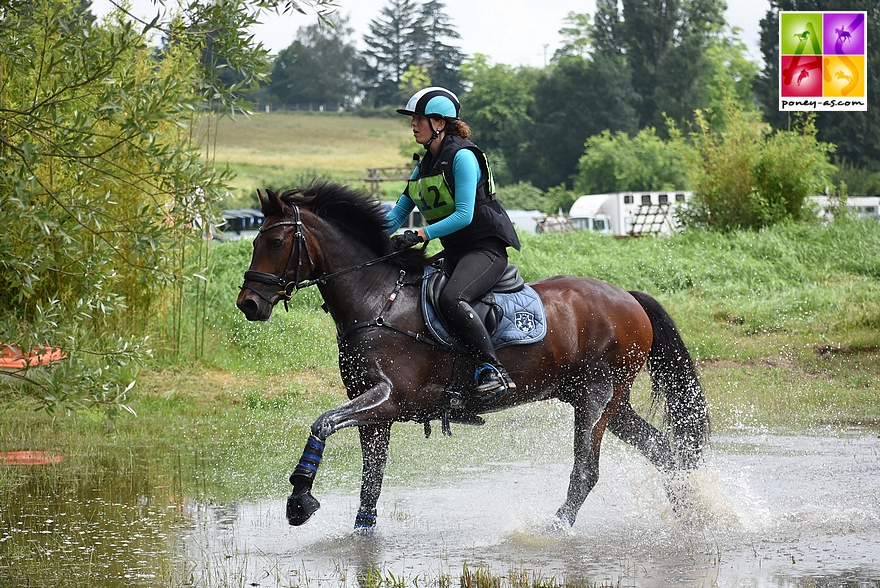 Clémence Petitjean et Vent Fou de Marcy - ph. Poney As