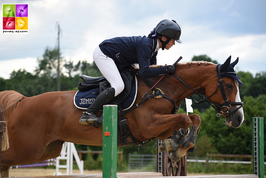 Manon Marin et Urgence de Bel'Air - ph. Poney As