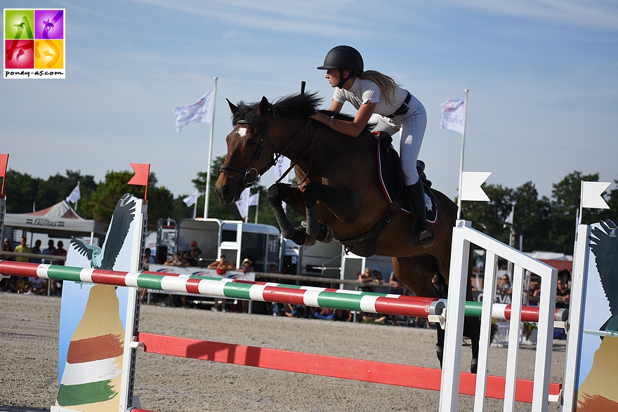 11e : Margaux Courdent et Un Champion Delalande - 18+8+4+4 - ph. Poney As