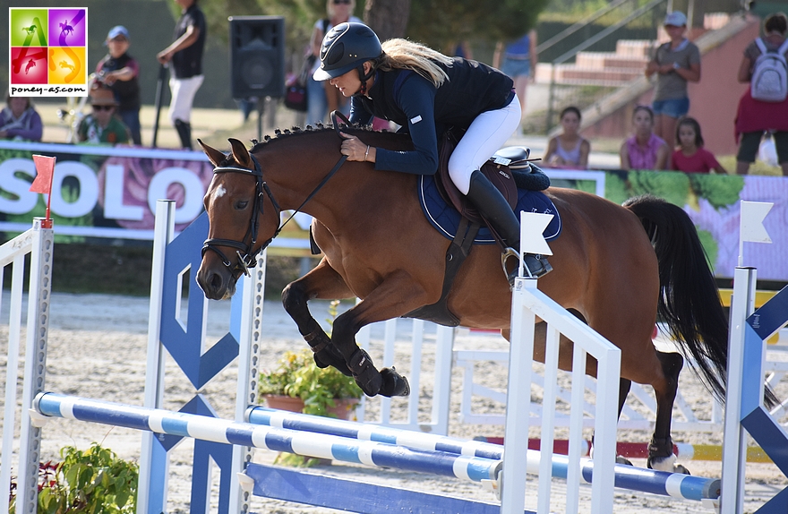 Doomy Star Porteron et Gladys Secchiutti - ph. Poney As