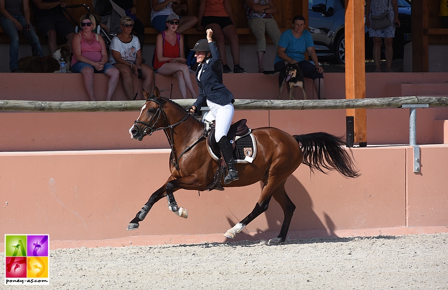 Hermine Lacour et Sandra - ph. Poney As