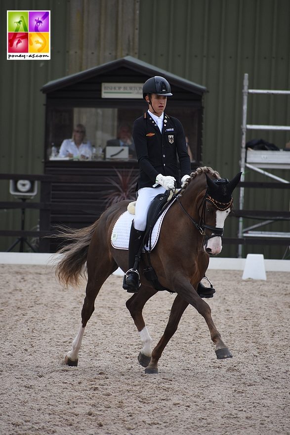 Moritz Treffinger (Ger) et Top Queen H - ph. Poney As