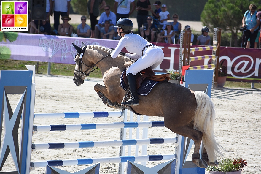 Champion de France des 7 ans - Balisto de Bosa sous la selle de Lou Morali - ph. Poney As