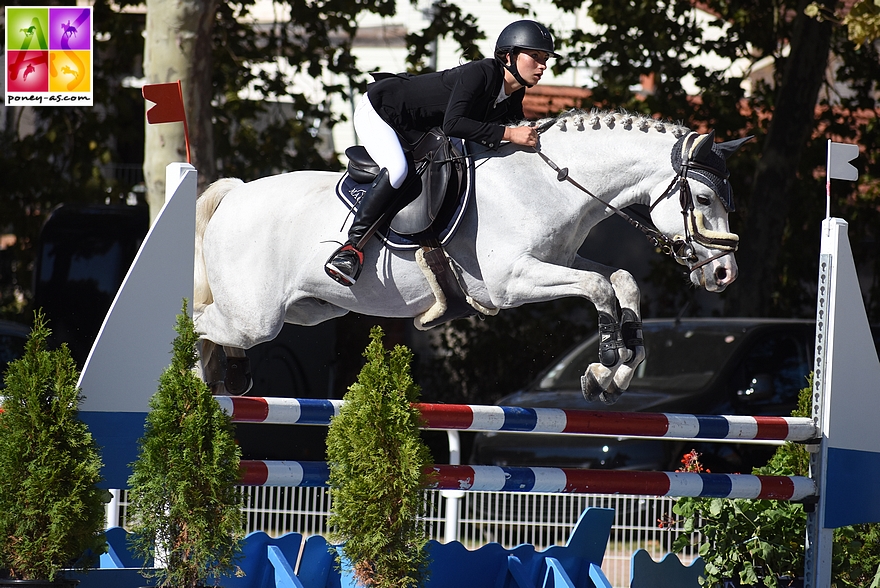 Cassandre Campomenoso et Bizness des Aubépines - ph. Poney As