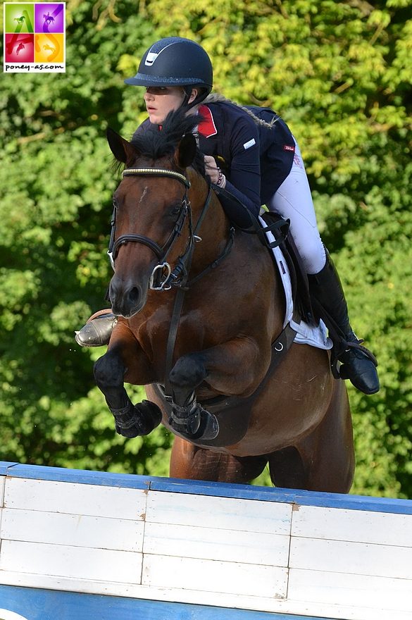 Lily Freeman-Attwood (gbr) et Valmy de Treille - ph. Poney As