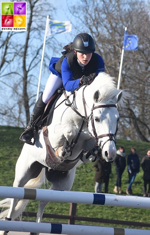 Cannelle Paramucchio et Uhelem de Seille s'imposent dans le Grand Prix As Excellence de Chazey-sur-Ain. ph. Poney As