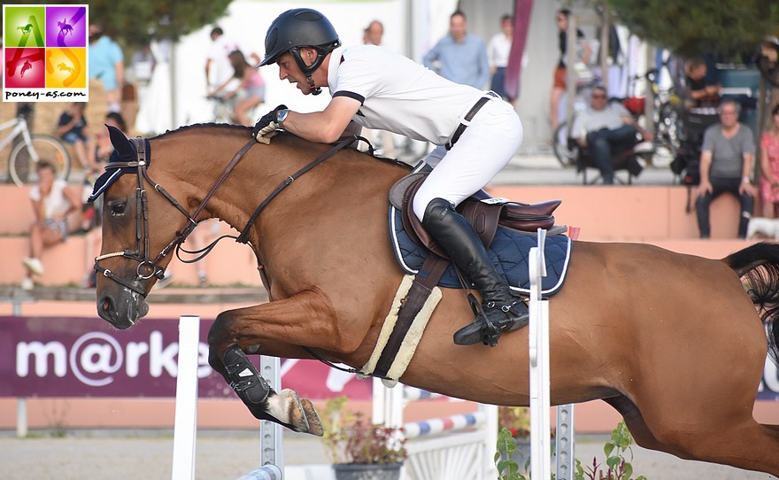 Donna Regina de Twin et Mathieu Laisney - ph. Poney As