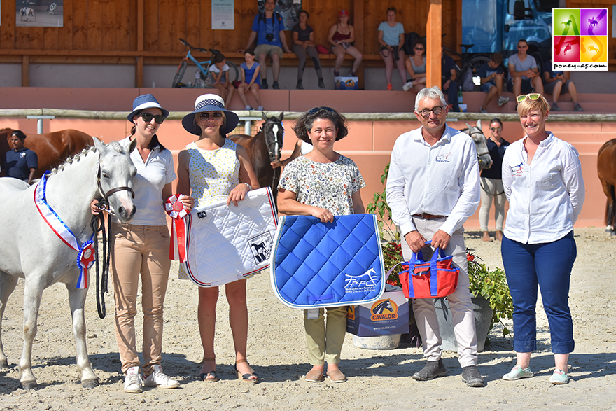 Du Granit Tinkerbell, championne des 3 ans Sport FPPCF - ph. Poney As