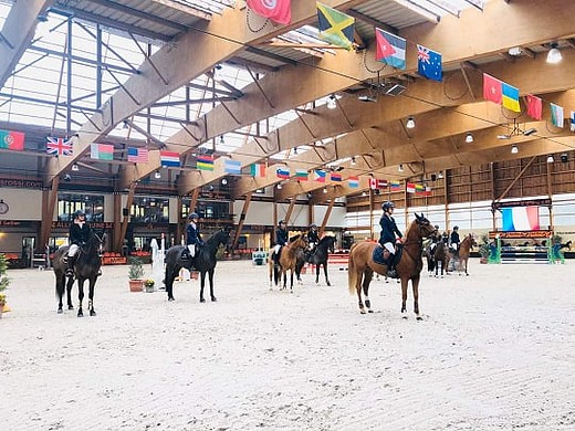 Remise des prix du Grand Prix du CSIP du Mans remporté par Junie Buisson et Vertige de Bélébat - ph. coll. Bouleries Jump