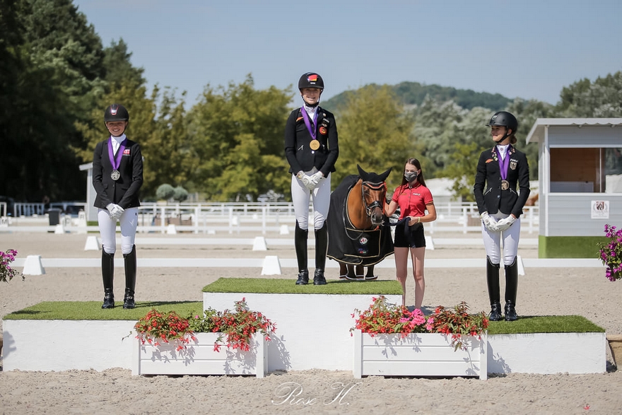 Le podium du championnat d'Europe individuel - ph. Rose Harang