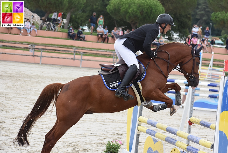 Mathieu Laisney et l’étalon Gold d’Odival – ph. Poney As 