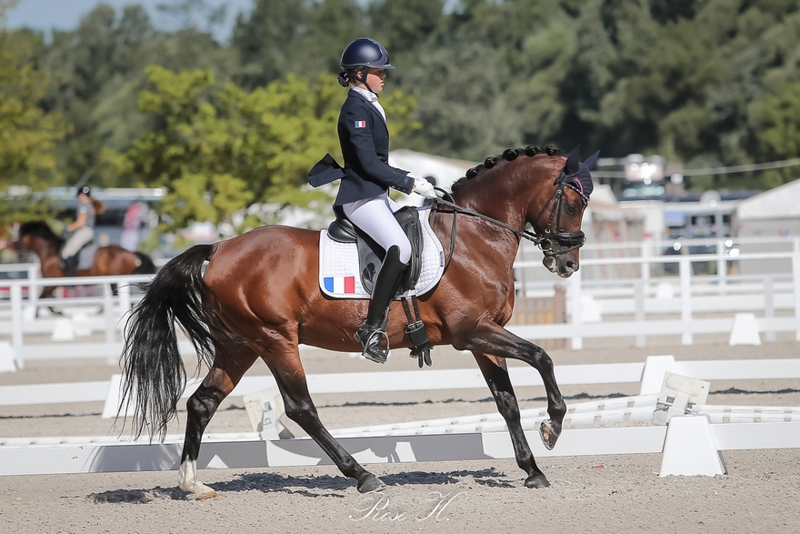 Charlotte Monteilhet et Dinky Toy VH Bloemenhof - ph. Rose Harang