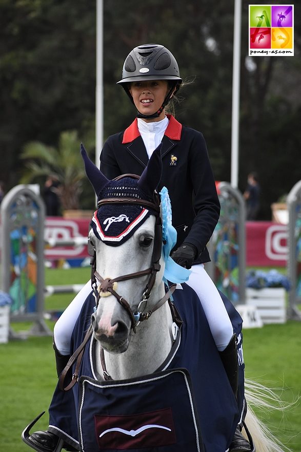 Lola Brionne et Clémentine dérochent cette saison leur 6e victoire en Grand Prix ! - ph. Poney As