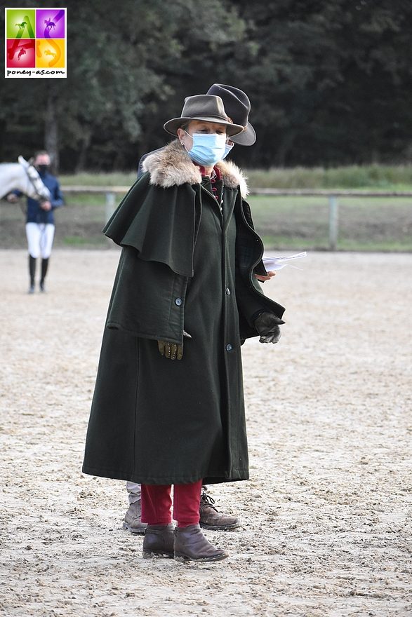 La grande championne de CCE Marie-Christine Duroy de Laurière officiait en tant que juge et présidente de jury lors de cette première édition - ph. Poney As