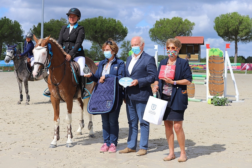 L’étalon Pfs Goldwyn d'Embets (par Blue Tinka Tilia et Quarwyn de Grangues par Machno Carwyn, Wd) remporte le Criterium SHF des 4 ans C sous la selle de Sophie Mavrocordato – ph. Poney As