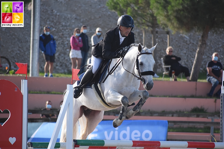 10e : Emblème du Ham et Mathieu Laisney – ph. Poney As