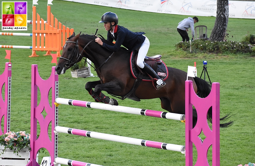 Léo Nerzic et l'étalon Ken van Orchid lors du Grand Prix du CSIOP de Fontainebleau en 2020 - ph. Poney As