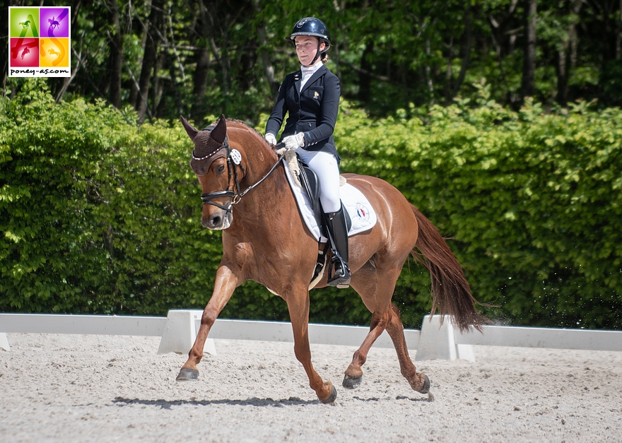 Blanche Carre Pistolet et Dazzling Kid d’Herbord - ph. Marine Delie