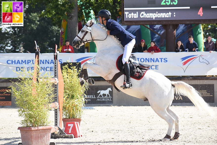 Nohlan Vallat et Urlevent d’Hurl’Vent – ph. Poney As