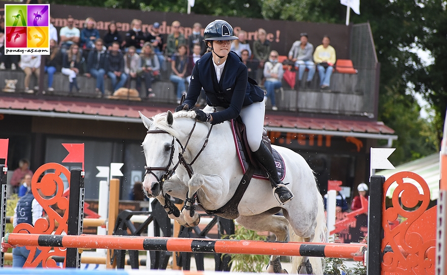 Faustine Deroullers et A L'Ouest Callard – ph. Poney As